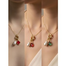 NKT Collection Kırmızı Damla Zümrüt Yeşili Damla Kırmızı Yonca Incili Kolye