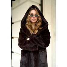 By Rana Büyük Acı Kahve Uzun Kürk Kaban