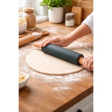 PudraLuna Bambu Saplı Silikon Merdane, Oklava, Hamur, Börek, Baklava Açma Merdanesi, Siyah, 42 cm