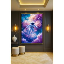 Wallivo Fantezi Dünyasında Uçan Astronot Gümüş Metal Çerçeveli Kanvas Tablo