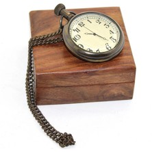 Zenvia Ahşap Kutulu Pirinç Köstekli Saat Model 1