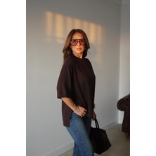 Purple By Banu Kahverengi Yırtmaçlı Basic Tshirt