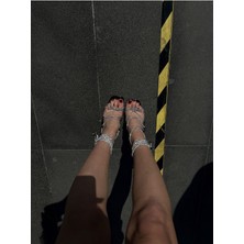 Ayakkabı Prensi Evie Bilekten Bağcıklı Taş Detaylı Siyah Rugan 11 cm Kadın Klasik Platform Topuklu Ayakkabı