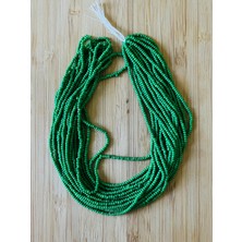 öztürk Mat Açık Yeşil 12DIZI. Çekoslovakya, Adana, Hapishane Işi, Iğne Oyası Kum Boncuğu.