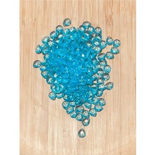 öztürk Oya, Abiye, Havlu, Takı, Örgü Vb. El Işleme Plastik Gözyaşı Damla Boncuk. 25GR. Tahmini 175 Adet.