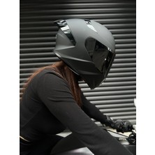 Rivox R2 Mat Siyah Kapalı Kask MD821