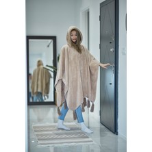 Cakkatex Wellsoft Peluş Ekstra Yumuşak Kapüşonlu Püsküllü Giyilebilir Battaniye | Panço