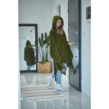 Cakkatex Wellsoft Peluş Ekstra Yumuşak Kapüşonlu Püsküllü Giyilebilir Battaniye | Panço