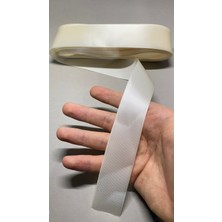 Massaltay Krem Saten Kurdele 3 cm 5 Metre – Parlak Dekoratif Şerit, Hediye Paketleme, Kına ve Hobi Süsleme