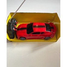 Mavi Su Dünyası Uzaktan Kumandalı Şarjlı Robot Olan Araba 21 cm 1:18 Ölçekli Yarış Arabası Kırmızı