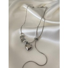 Velora Accessories Kalpli ve Taşlı Gümüş Renk Asansörlü Çelik Kolye