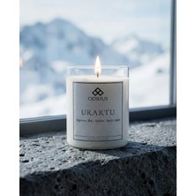 URARTU Kokulu Mum – Amber & Erguvan – Derin ve Mistik Koku – El Yapımı Kalıcı Mum – Soya & Hindistan Cevizi Bazlı ve Rafine Mineral ile Zenginleştirilmiş Özgün Mum Karışımı – 150 gram - ODRIUS