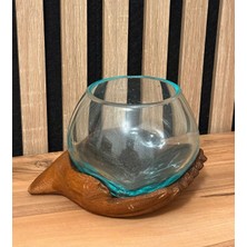 MYK Hediye ve Sanat Atölyesi Ahşap Kaideli El Oyması Dua Eden El Saksılık | Fanuslu Kaktüs & Sukulent Dekor | El Yapımı Ahşap Saksı – Myk Hediye ve Sanat