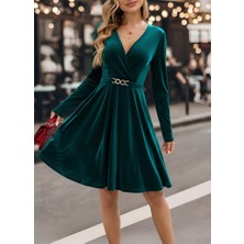 Livizmir Moda Kadın Uzun Kollu Kruvaze Yakalı Toka Detaylı Mini Kadife Elbise