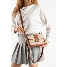 Asel Çanta,kilit Detaylı,üç Gözlü ,baget açık vizon taba  Kadın Kol ve Çapraz Çantası