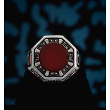 Yıldırım Modern Yan Taş Detaylı Kırmızı Akik Taşlı 925 Ayar Gümüş Erkek Yüzük