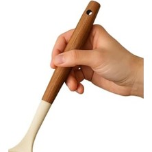 Akasya Saplı Kepçe – Kullanışlı, Yanmaz, Dayanıklı ve Şık Mutfak Kepçesi