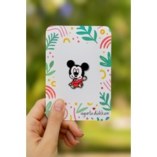 Takıntı Takı Mini Oturan Mickey Rozet
