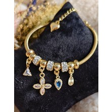 Tuel Gold Çiçek Detaylı Çelik Pandora Bileklik