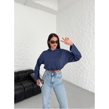 Ayshan Lacivert Büzgülü Bağcıklı Crop Kapüşonlu Sweatshirt