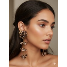 Akfecan Çelik Çiçekli Leopar Sallantılı Küpe