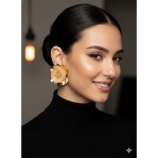 Akfecan Çelik Çiçekli Küpe