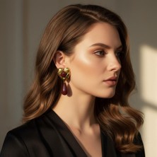 BURADABULDUN Kadın Gold Renk Kalp Formlu Bordo Taşlı Sallantılı Küpe