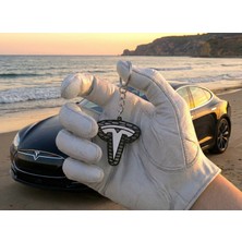 Fcloud Tesla Özel Tasarım Premium Anahtarlık – Geleceğin Enerjisi Avucunda! ⚡️🚀