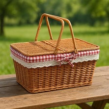 Sevimle Store Hasır Piknik Sepeti – Dantelli, Kırmızı Kareli Kumaşlı, Şık ve Doğal Tasarım 39 cm