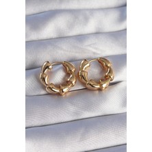 Ayder Timya Pirinç Gold Renk Damla Kıvrım Tasarımlı Halka Küpe (Timya/1395) 190609