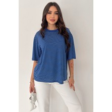 Noa Noa Kadın Oversize Çizgili Tişört – Monochrome Ease