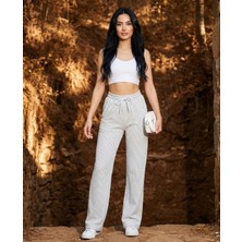 Kadın Su Yolu Çizgili Lastikli Bol Paça Pantolon Eşofman Altı – Yazlık Rahat Stil ve Günlük Şıklık