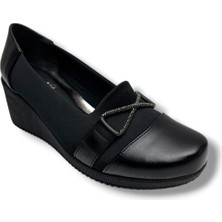 Otip Oi 240-26 Streçli Deri Çapraz Taşlı Anatomik Dolgu Topuklu Kadın Ayakkabı