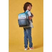 Dört Bölmeli Turkuaz Gri Batik Desenli Ilkokul Sırt Çantası - Erkek Çocuk