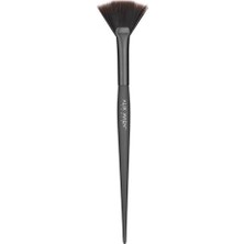 Alıx Avıen Aydınlatıcı Fırçası - Fan Brush Yumuşak Kıllarla Günlük ve Gece Kullanım İçin