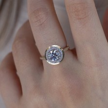 Oroline Kuyumculuk 14 Ayar Altın Tektaş Kalemli Kadın Yüzük