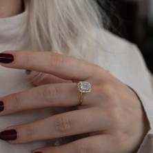 Oroline Kuyumculuk 14 Ayar Altın Baget Yanı Taşlı Kadın Yüzük