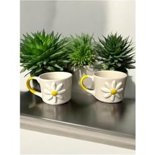 2 Li El Yapımı Papatya Model Kabartmalı Seramik Kupa