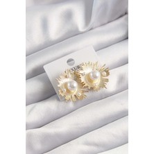 Pazarcan Pirinç Gold Renk Zirkon Taşlı Parlayan Inci Taneleri Küpe