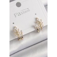 Pazarcan Pirinç Gold Renk Zirkon Taşlı Yaprak Model Inci Detay Küpe