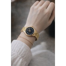 Huma Butik Takı Aksesuar Gold Renk Esnek Kordon Kadın Kol Saati – Şık ve Klasik Tasarım