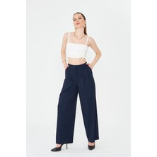 La Pante Önden Pileli Geniş Paça Pantolon