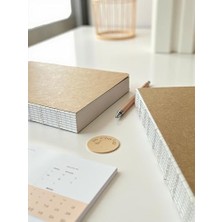 Özel Tasarım Kapaklı A5 Noktalı Not Defter - 180 Derece Açılabilir, Sırtı DIKIŞLI,%100 El Işçiliği, Ofis Için Ideal, Planlayıcı (Noktalı)