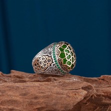 Design Ottoman Kuyumculuk Manüsküllü Kafes Yeşil Taşlı Gümüş Erkek Yüzük