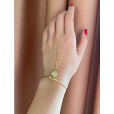 Nunu Takı Işleme Yonca Charmlı Kelepçe Şahmeran