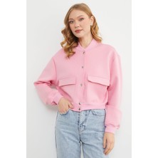 FullaModa Taş Detaylı Çıtçıtlı Çift Cepli Crop Ceket