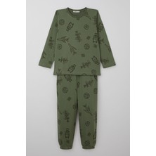 Breeze Erkek Çocuk Pijama Takımı Seyahat Temalı Dünya Gezgini 4-8 Yaş, Haki Yeşil