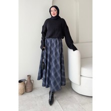 Tesettür Diyarı Nomi Ekose Desen Scuba Tesettür Etek- Lacivert