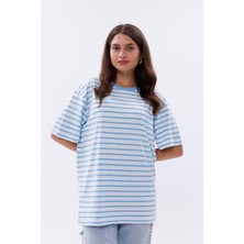 Yakamor Kadın Oversize Çizgili T-Shirt