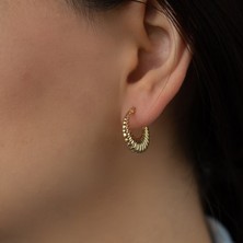 Oroline Kuyumculuk 14 Ayar Altın Midye Desenli Kadın Küpe